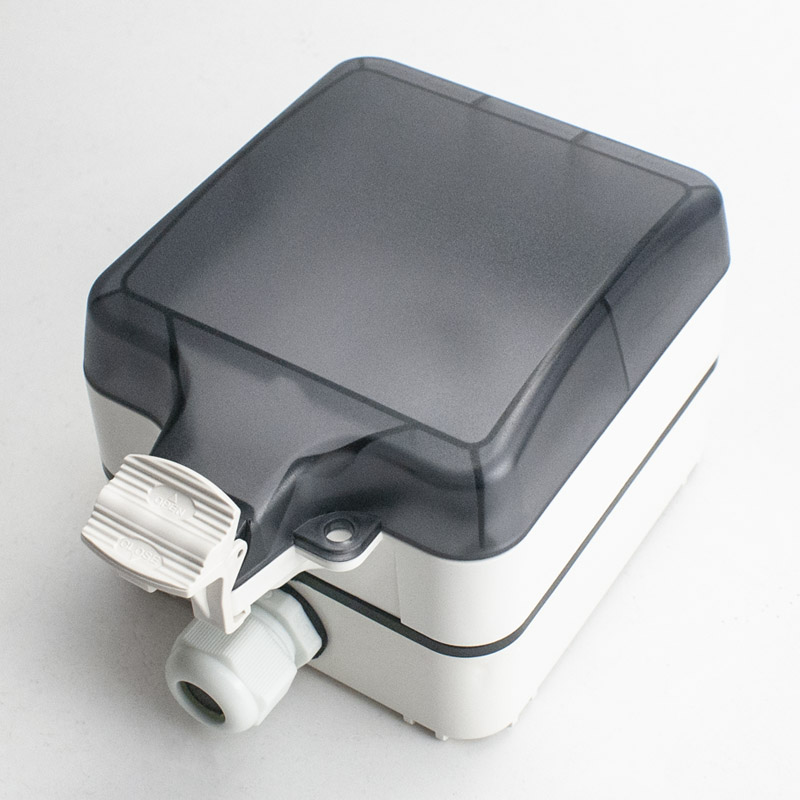 Уличная водонепроницаемая розе – обзор и цена Outdoor Power Outlet With Remote Control