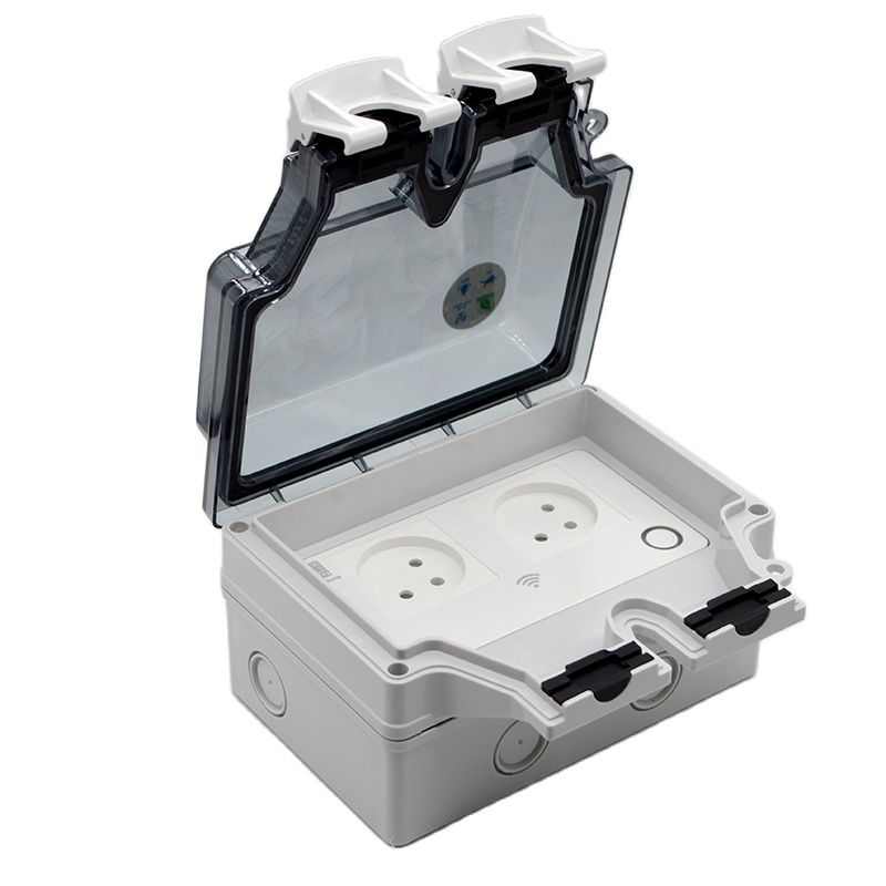 Умная розетка 16А, водонепрони – обзор и цена Outdoor Power Outlet With Remote Control